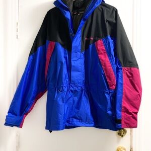 Moosejaw Women's Black and Blue Ski Jacket